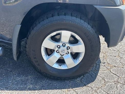 Used 2013 Nissan Xterra S w/ Value Package AWD/4WD image 10