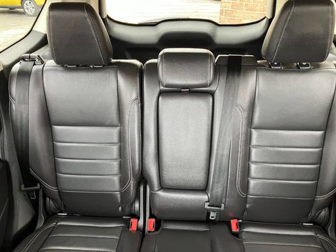 Used 2016 Ford Escape SE w/ SE Leather Comfort Package image 20