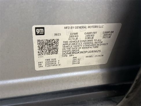 Used 2023 Chevrolet Traverse LT image 31