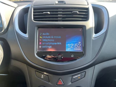 Used 2016 Chevrolet Trax LS image 26