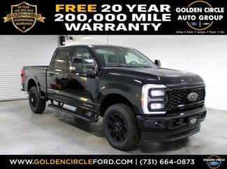New 2026 Ford F250 Lariat w/ Black Appearance Package 360° Tour