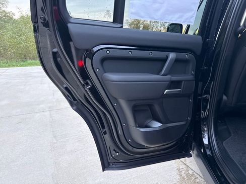 New 2026 Land Rover Defender 110 S image 13