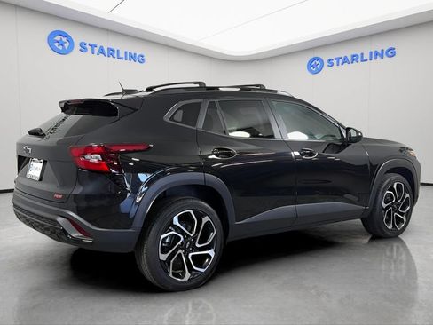 Certified 2024 Chevrolet Trax RS w/ Driver Confidence Package FWD image 10