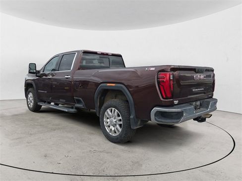 Used 2024 GMC Sierra 2500 SLT w/ SLT Premium Package image 3