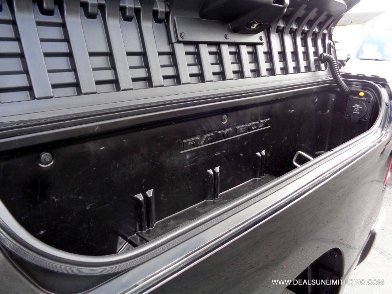 Used 2020 RAM 1500 Big Horn AWD/4WD image 20
