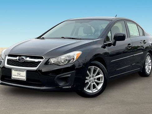 Used 2014 Subaru Impreza 2.0i Premium w/ All-Weather Package w/CVT AWD/4WD image 3