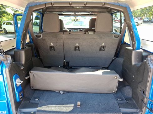 Certified 2021 Jeep Wrangler Unlimited Sport image 28