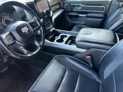 Used 2022 RAM 1500 Laramie AWD/4WD image 10
