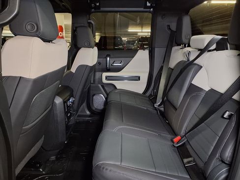 Used 2026 GMC Hummer EV 4x4 Crew Cab image 13