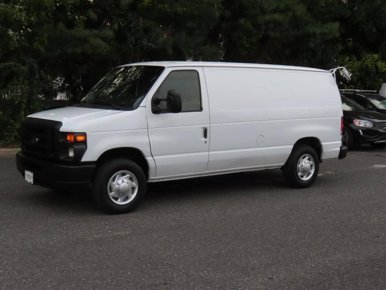 Used 2012 Ford E-150 and Econoline 150 RWD image 2