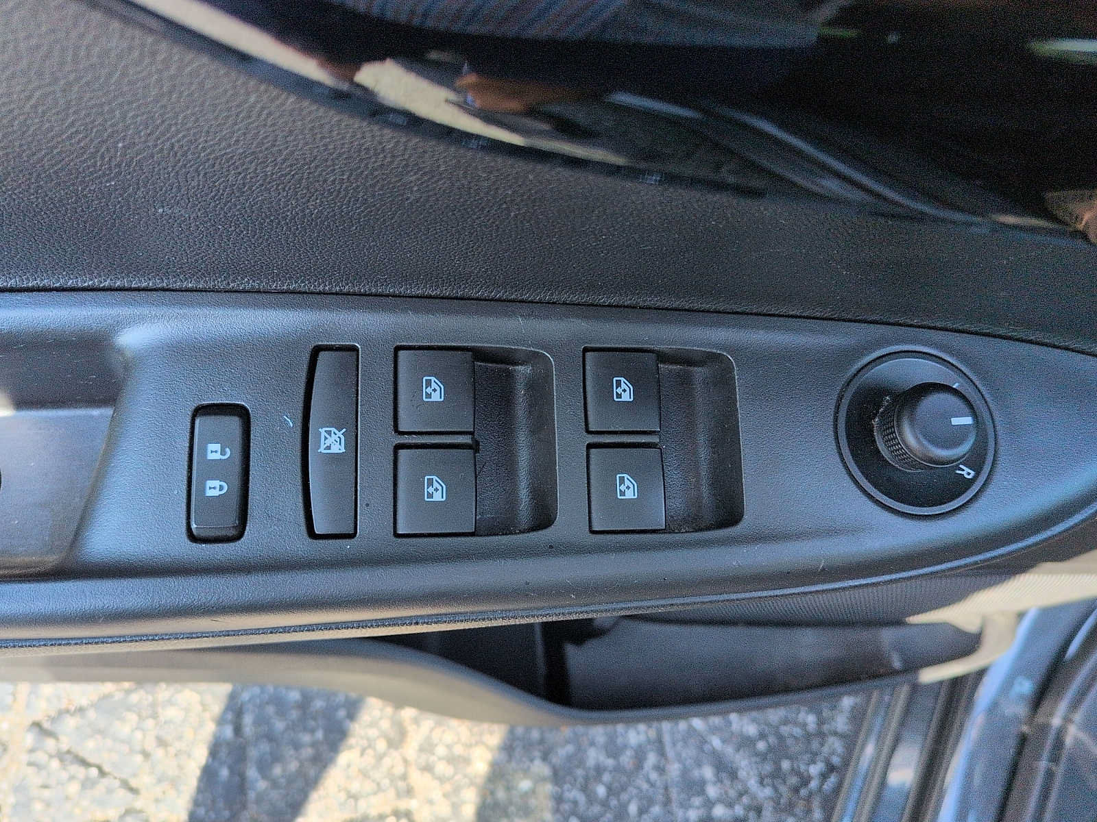 Used 2022 Chevrolet Spark LT FWD image 13