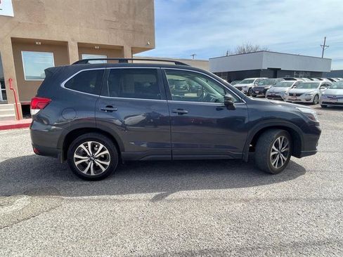 Used 2019 Subaru Forester Limited image 4