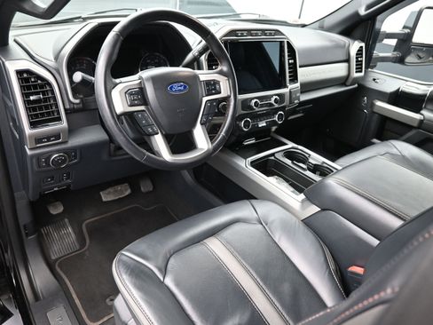 Used 2022 Ford F350 Platinum image 22