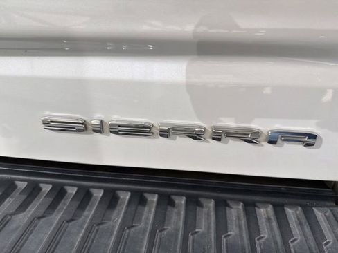Used 2024 GMC Sierra 1500 Denali image 12