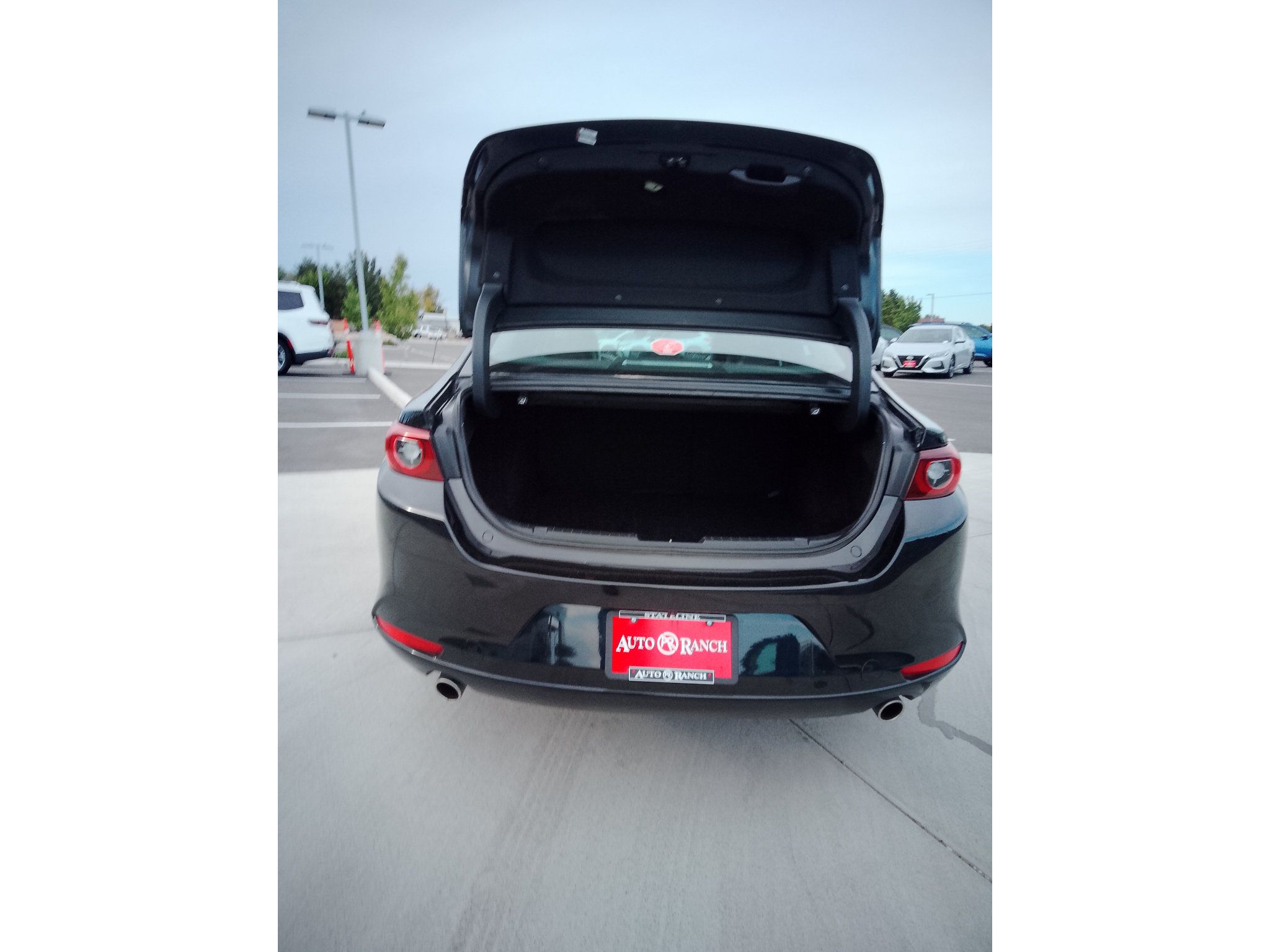 Used 2024 MAZDA MAZDA3 s FWD image 12