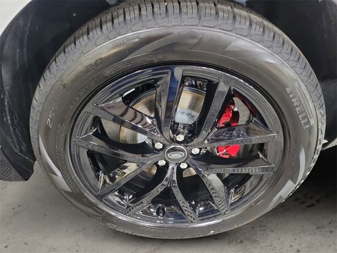 New 2025 Land Rover Range Rover Velar Dynamic SE image 10