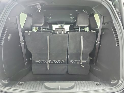 Used 2025 Chrysler Pacifica Select FWD image 51