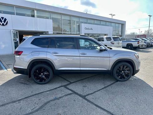 New 2026 Volkswagen Atlas SE image 8