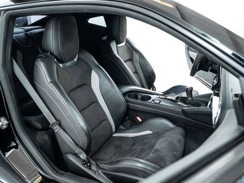 Used 2018 Chevrolet Camaro SS image 21