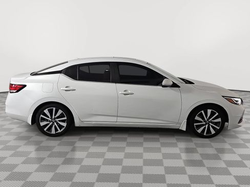 Certified 2020 Nissan Sentra SV w/ SV Premium Package FWD image 7