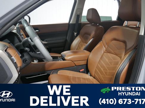 Used 2023 Nissan Pathfinder Platinum image 10