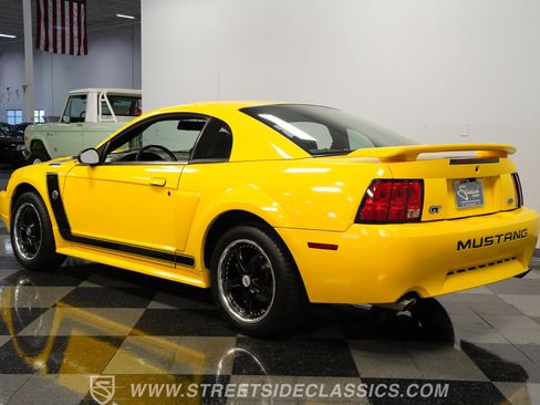 Used 2004 Ford Mustang GT RWD image 10