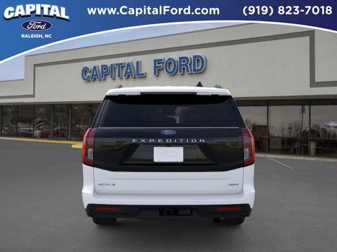 New 2026 Ford Expedition Max Active RWD image 5