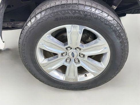 Used 2019 Ford F150 Platinum w/ Equipment Group 701A Luxury image 33