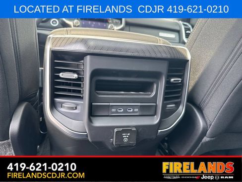New 2026 RAM 1500 4x4 Crew Cab image 9