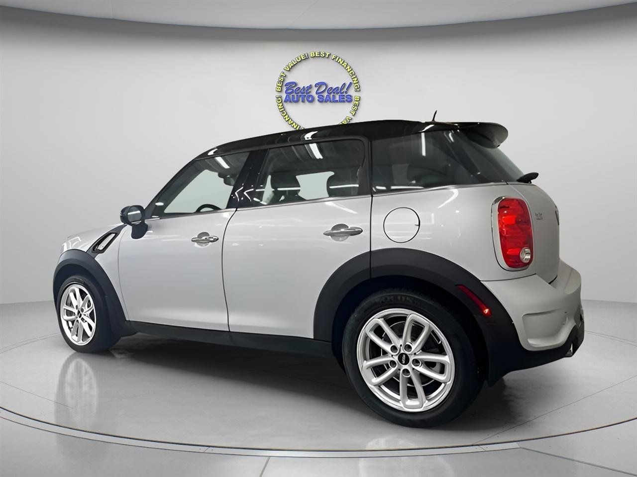 Used 2015 MINI Cooper Countryman S FWD image 3