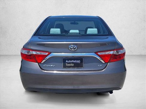 Used 2016 Toyota Camry LE FWD image 6