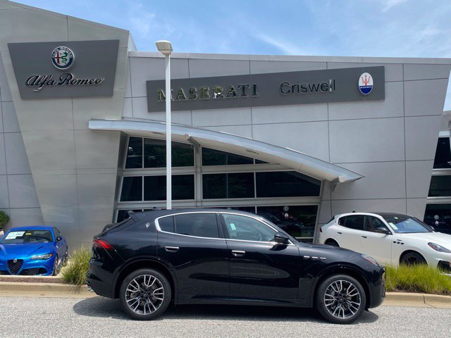 Used 2025 Maserati Grecale GT AWD/4WD image 4