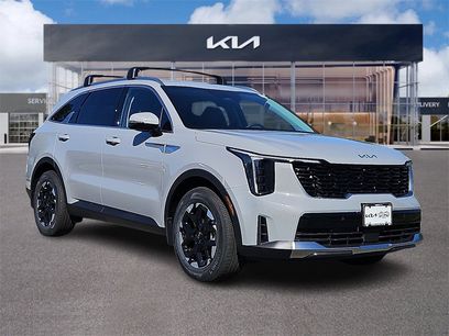 New 2025 Kia Sorento S