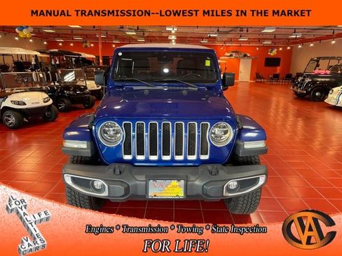 Used 2020 Jeep Wrangler Unlimited Sahara AWD/4WD image 6