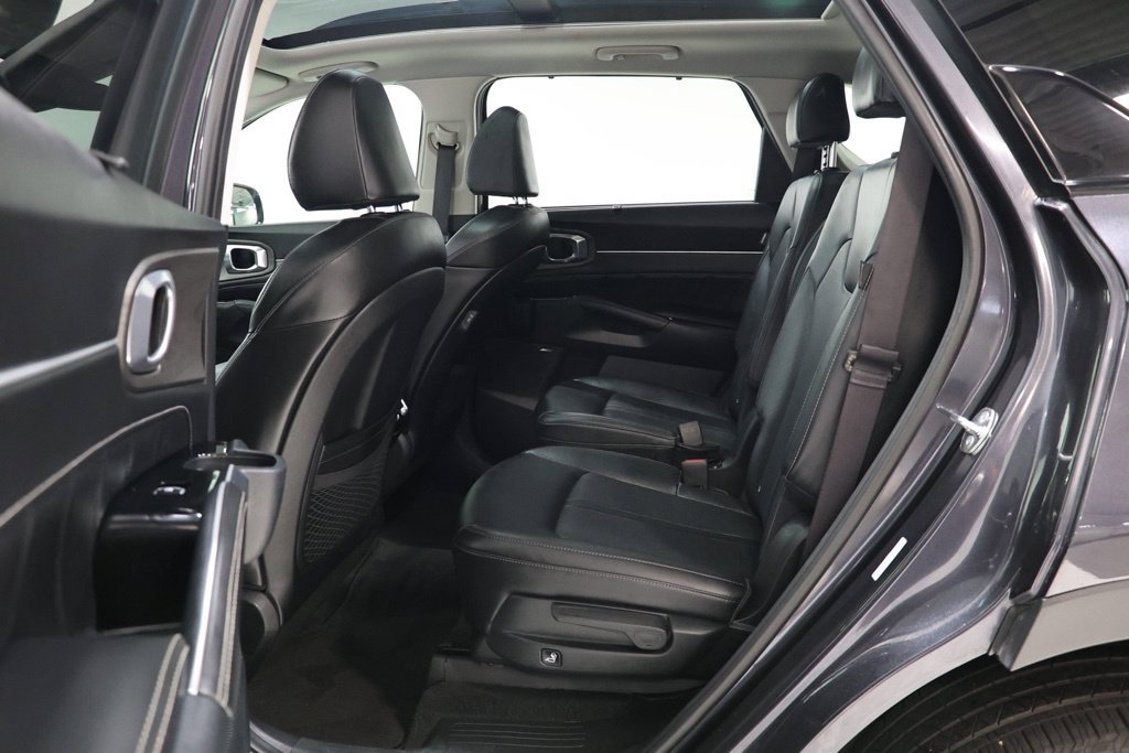 Used 2026 Kia Sorento SX AWD/4WD image 32
