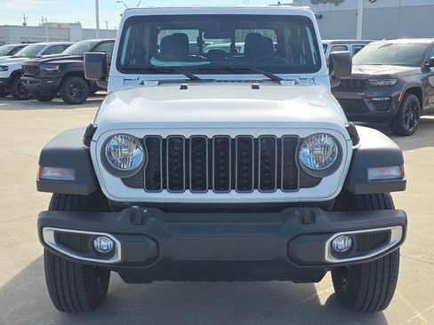 New 2026 Jeep Gladiator Sport image 9