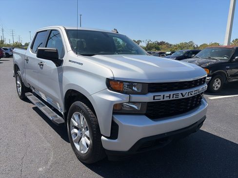 Used 2022 Chevrolet Silverado 1500 Custom image 1