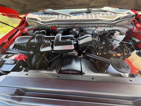Used 2017 Ford F350 XL AWD/4WD image 12