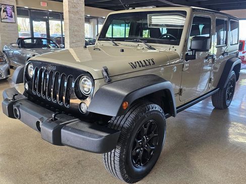 Used 2018 Jeep Wrangler Unlimited Sport image 3