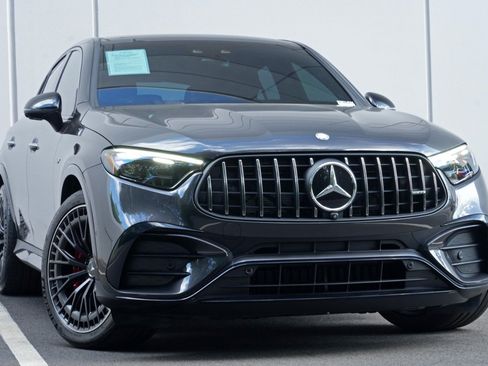 Used 2025 Mercedes-Benz GLC 63 AMG S w/ Driver Assistance Package image 4