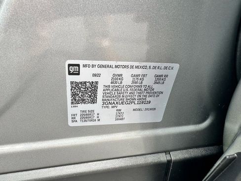 Used 2023 Chevrolet Equinox LT image 20