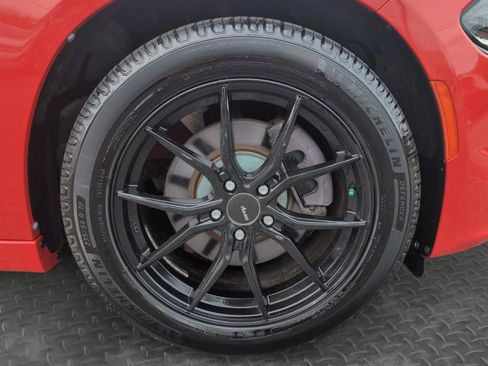 Used 2018 Dodge Charger GT AWD/4WD image 27