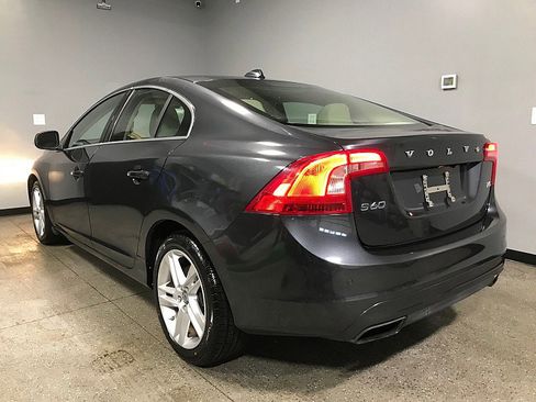 Used 2015 Volvo S60 T5 Premier image 5