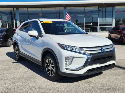 Used 2020 Mitsubishi Eclipse Cross ES image 2