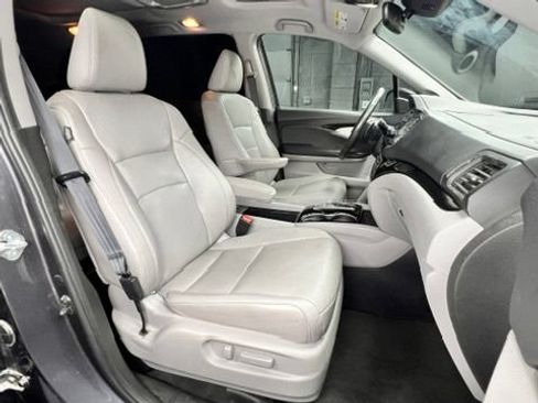 Used 2019 Honda Pilot Elite image 8