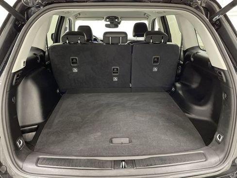 Used 2023 Jeep Grand Cherokee Limited image 15