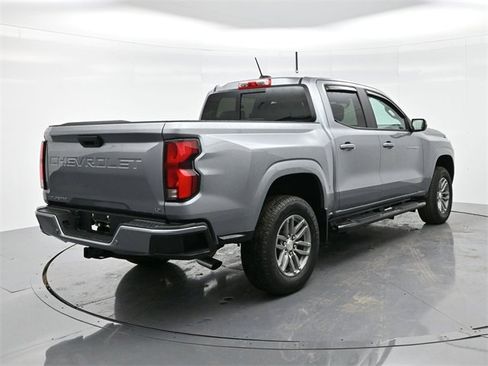 Used 2024 Chevrolet Colorado LT w/ LT Convenience Package III image 7