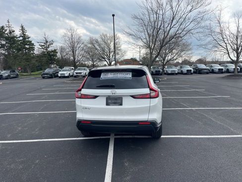 Certified 2025 Honda CR-V LX image 6