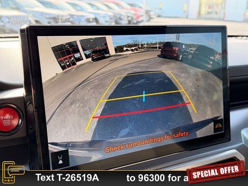 Used 2024 Toyota Tacoma TRD Off-Road image 22