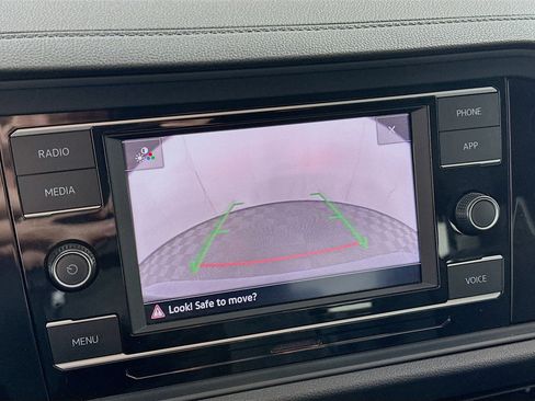 Used 2024 Volkswagen Jetta S image 22